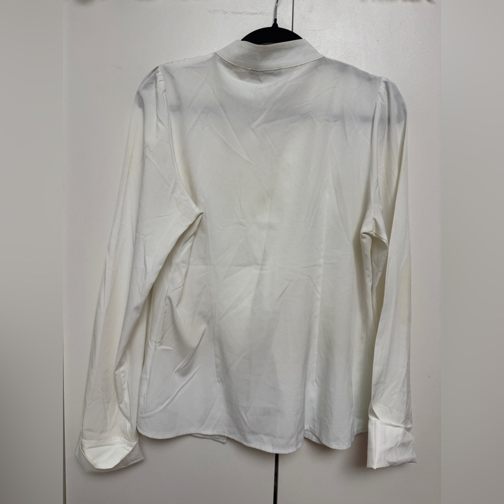 SHEIN White Ruffle Front Button Blouse - Picture 4 of 4